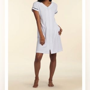 Miss Elaine -Terry Cloth with Zipper Front, Short Sleeve/Short Robe -NWT